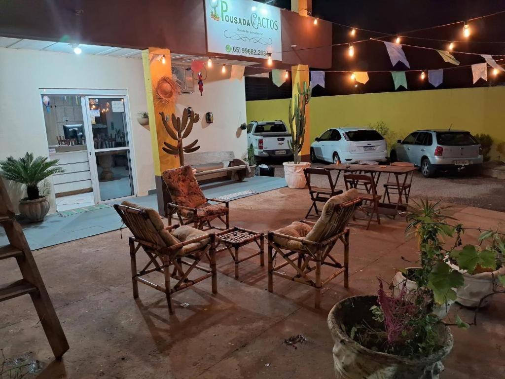Pousada Cactos Chapada dos Guimarães Екстериор снимка